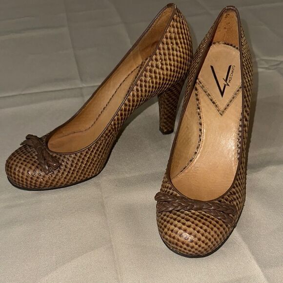 Vince Camuto Brown/Beige Snakeskin Pattern Textured Heels Size 7 - Picture 1 of 11